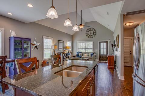 5012 Geranium Dr, Spring Hill, TN 37174 photo 9