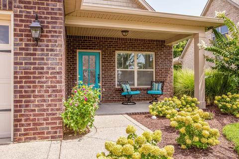5012 Geranium Dr, Spring Hill, TN 37174 photo 2