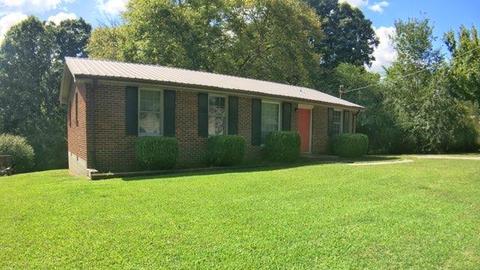 3924 Cedar St, Centerville, TN 37033 photo 1