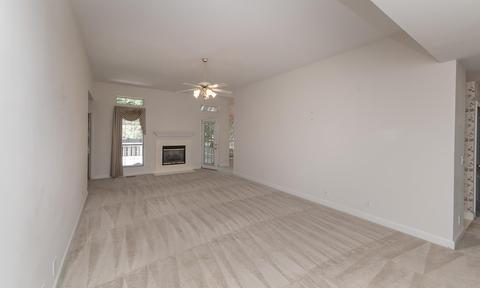 574 Forrest Pointe Dr, Murfreesboro, TN 37130 photo 2