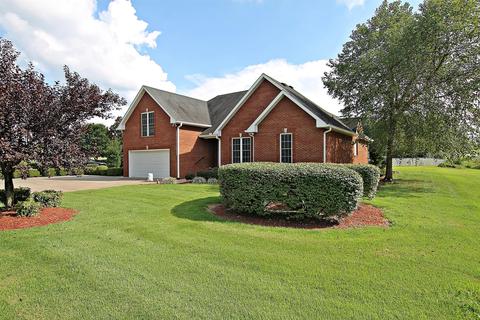 3701 Legacy Dr, Springfield, TN 37172 photo 1