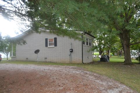 137 Rains Rd, Morrison, TN 37357 photo 2