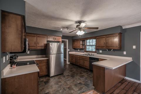 683 Lakeside Dr, Springfield, TN 37172 photo 10