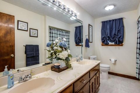 390 Murrell Rd, Dickson, TN 37055 photo 7