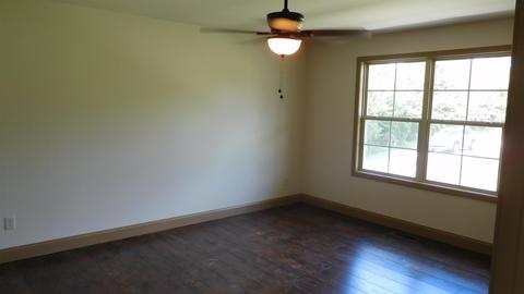 334 E Harris, Bethpage, TN 37022 photo 8