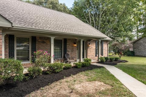 200 Mosley Dr, Springfield, TN 37172 photo 2