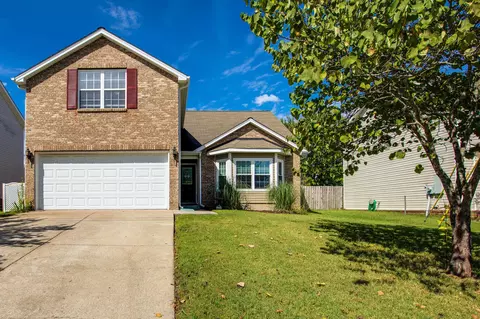 1020 Lowrey Pl, Spring Hill, TN 37174 photo 1