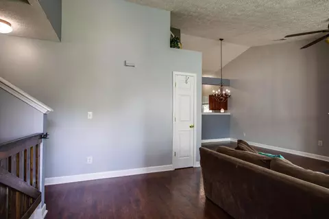 1020 Lowrey Pl, Spring Hill, TN 37174 photo 4