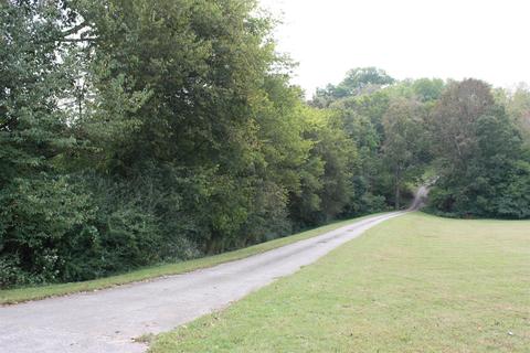 201 Vantrease Rd, Cottontown, TN 37048 photo 13