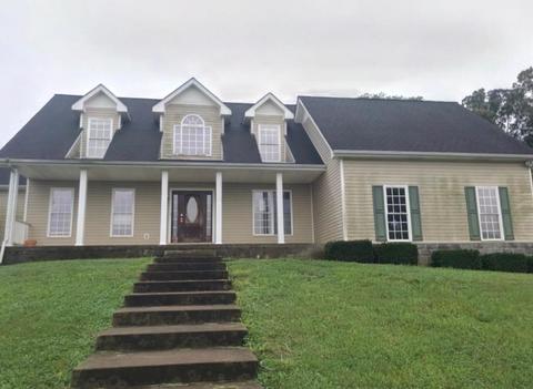 136 Freeman Rd, Cunningham, TN 37052 photo 1
