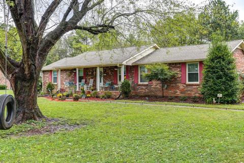 4359 Nicks Dr, Springfield, TN 37172 photo 2