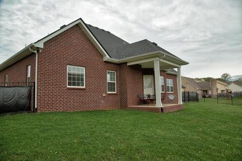 3351 Foxside Ln, Murfreesboro, TN 37128 photo 3