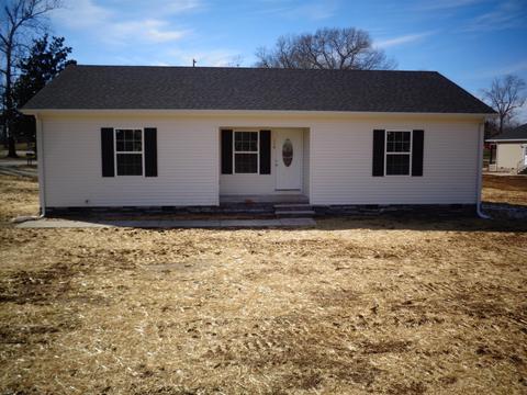 114 3rd Ave S, Decherd, TN 37324 photo 1