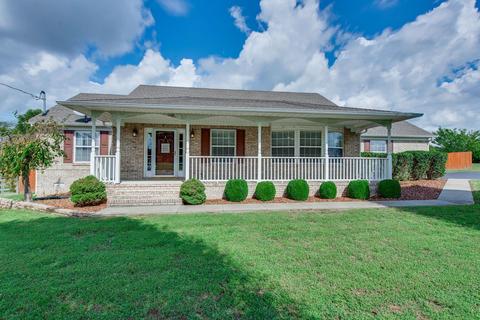 504 Becky Ln, Spring Hill, TN 37174 photo 1