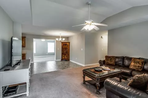 132 Ruben Rd, Spring Hill, TN 37174 photo 5