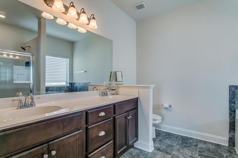 1061 Achiever Cir, Spring Hill, TN 37174 photo 18