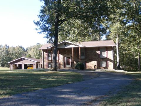 116 Bobwhite Dr, Dickson, TN 37055 photo 1