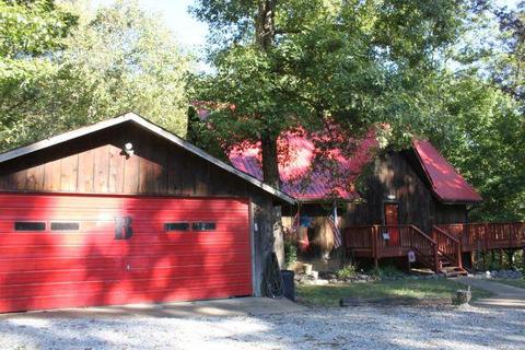 3395 Par Dr, Centerville, TN 37033 photo 1