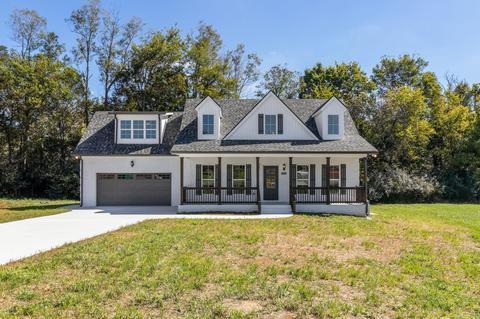 1033 Corey Dr Lewisburg Tn 37091 20 Photos Mls 1980069 Movoto