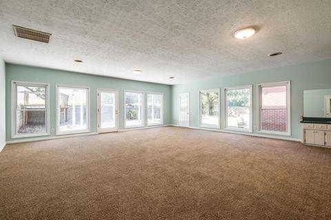204 E Hills Ter, Dickson, TN 37055 photo 8