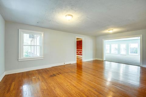 204 E Hills Ter, Dickson, TN 37055 photo 6