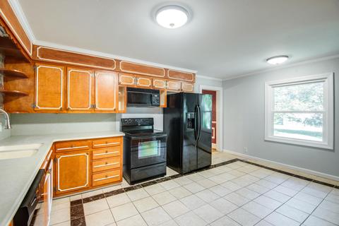 204 E Hills Ter, Dickson, TN 37055 photo 13