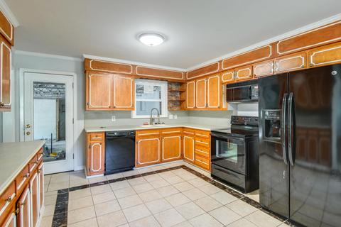 204 E Hills Ter, Dickson, TN 37055 photo 12