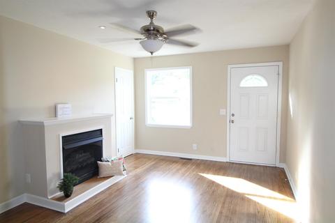 131 Hogin Rd, Dickson, TN 37055 photo 4