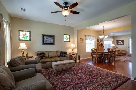 2090 Hemlock Dr, Spring Hill, TN 37174 photo 3