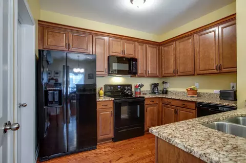2090 Hemlock Dr, Spring Hill, TN 37174 photo 9