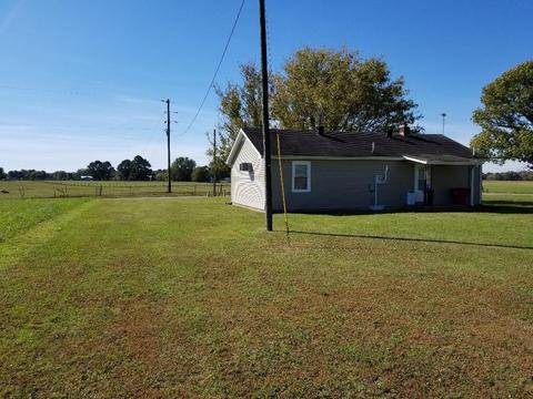 137 Crowder Rd, Lafayette, TN 37083 photo 3