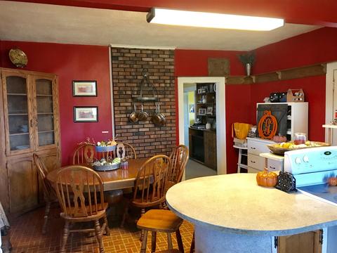 919 Main St N, Loretto, TN 38469 photo 8