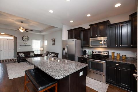 1014 Hemlock Dr, Spring Hill, TN 37174 photo 5