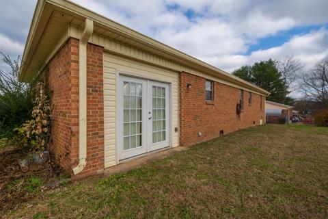1855 Patrick Rd, Pulaski, TN 38478 photo 8