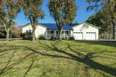 7451 Martin Rd, Baxter, TN 38544 photo 1