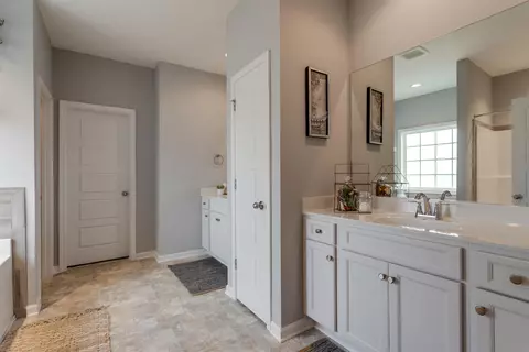 702 Mitscher Dr, Spring Hill, TN 37174 photo 7
