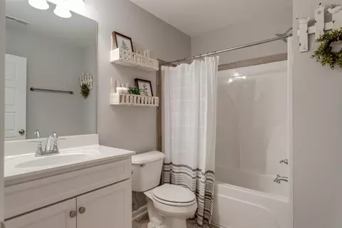 702 Mitscher Dr, Spring Hill, TN 37174 photo 11