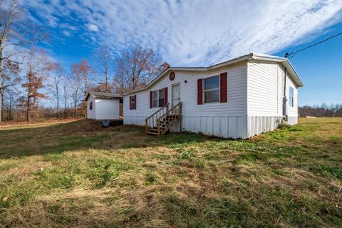 460 Cheatham Ln, Goodspring, TN 38460 photo 1
