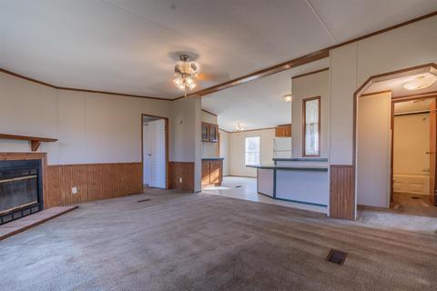460 Cheatham Ln, Goodspring, TN 38460 photo 18