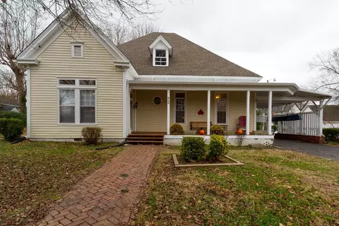 218 Walnut St, Springfield, TN 37172 photo 1