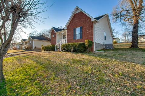 1126 10th Ave E, Springfield, TN 37172 photo 2