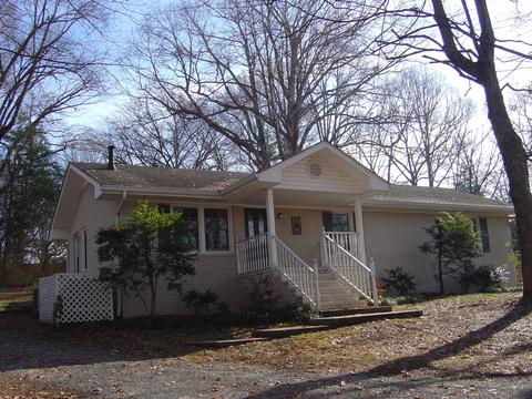 318 Golfview Ln, Springfield, TN 37172 photo 1