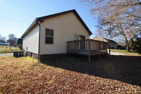 411 E Cedar St, Dickson, TN 37055 photo 17