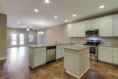 3239 Livermore Ln, Murfreesboro, TN 37130 photo 1