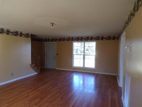 2117 Fall River Rd, Leoma, TN 38468 photo 4