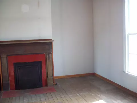 213 Walnut St, Decherd, TN 37324 photo 5