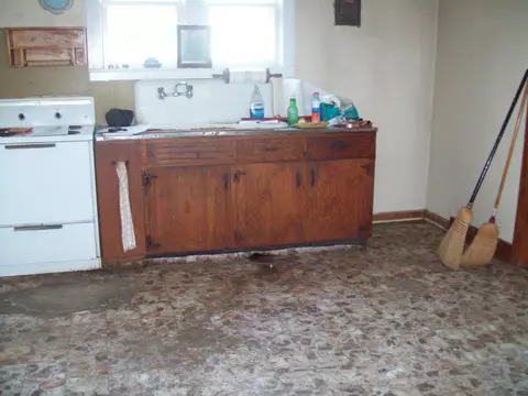 213 Walnut St, Decherd, TN 37324 photo 7