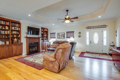 102 Hillside Dr, Dickson, TN 37055 photo 9