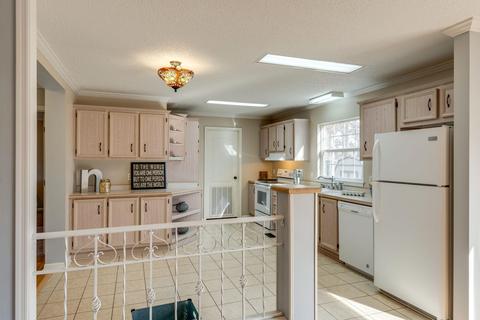 1105 Hickory Pointe, Dickson, TN 37055 photo 13