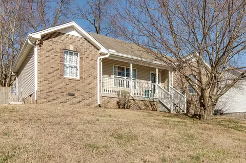1122 10th Ave E, Springfield, TN 37172 photo 4